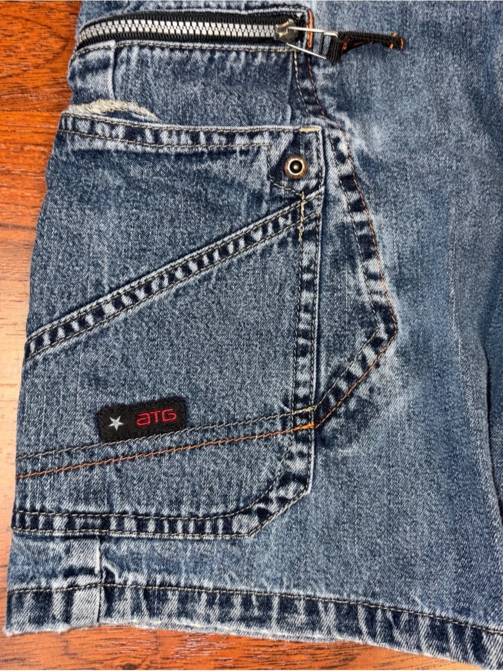 Vintage Wrangler ATG Y2K 90s Size 12 Baggy Skate Cargo Grunge Jorts Jean Shorts